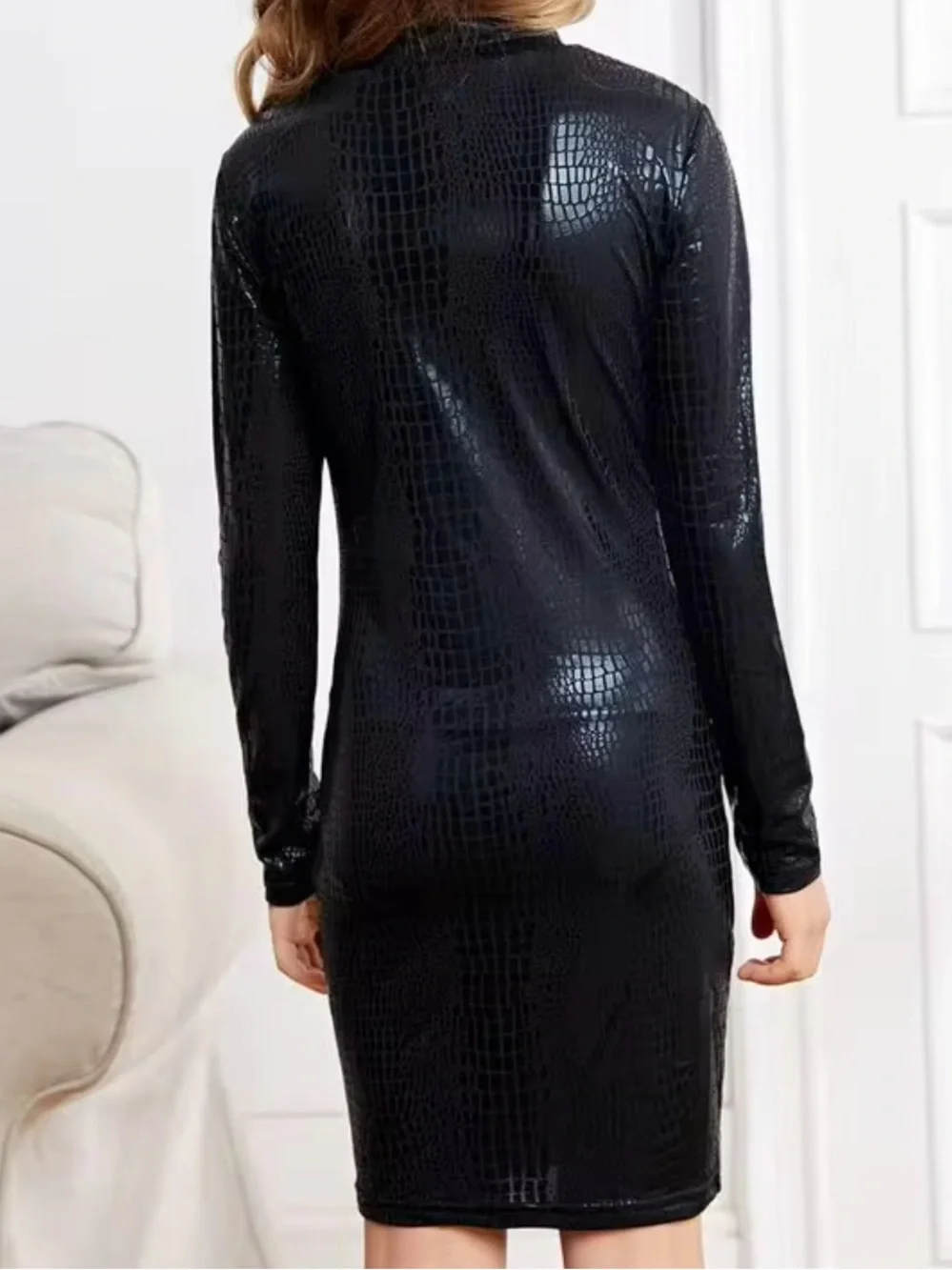 SHEIN Elegant Black Long Sleeve Crccodile Embossed Dress